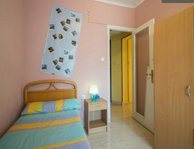 Habitacion con balcon